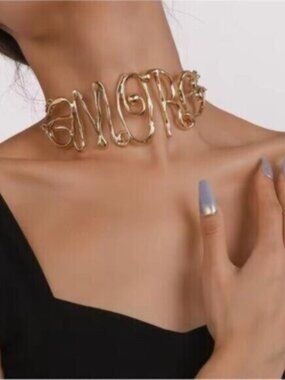 Gold Amore Runway Choker Chain Necklace